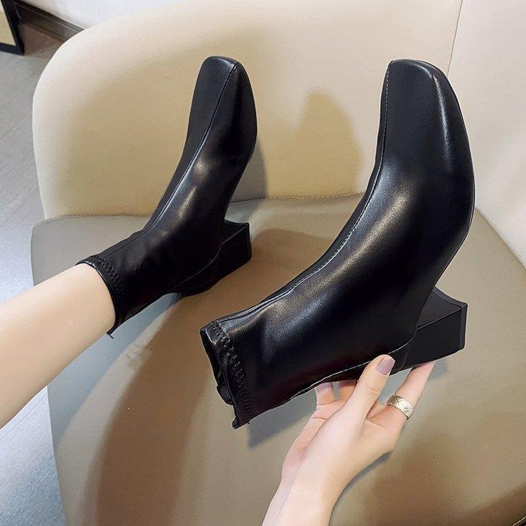 Bottes courtes à fermeture éclair à tête carrée de style européen pour femmes