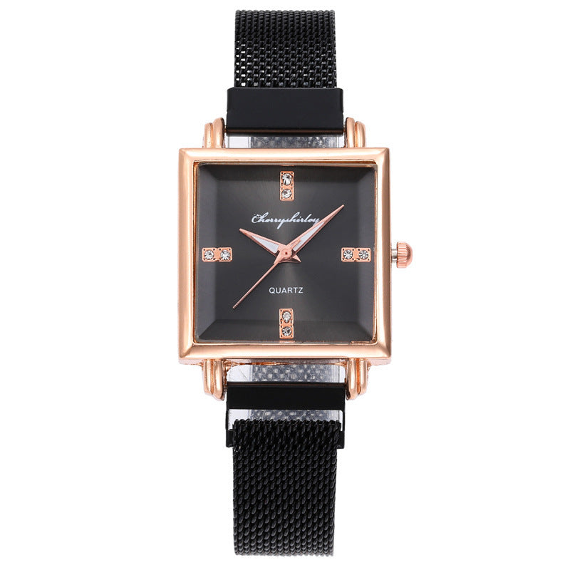 Montre pour femme carrée simple tempérament à fermoir magnétique en diamant